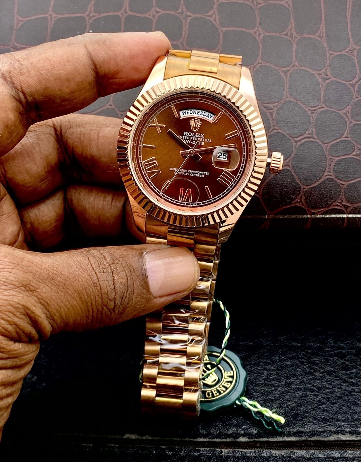 Men’s Premium Gold Watch with Brown Dial – Day & Date Working